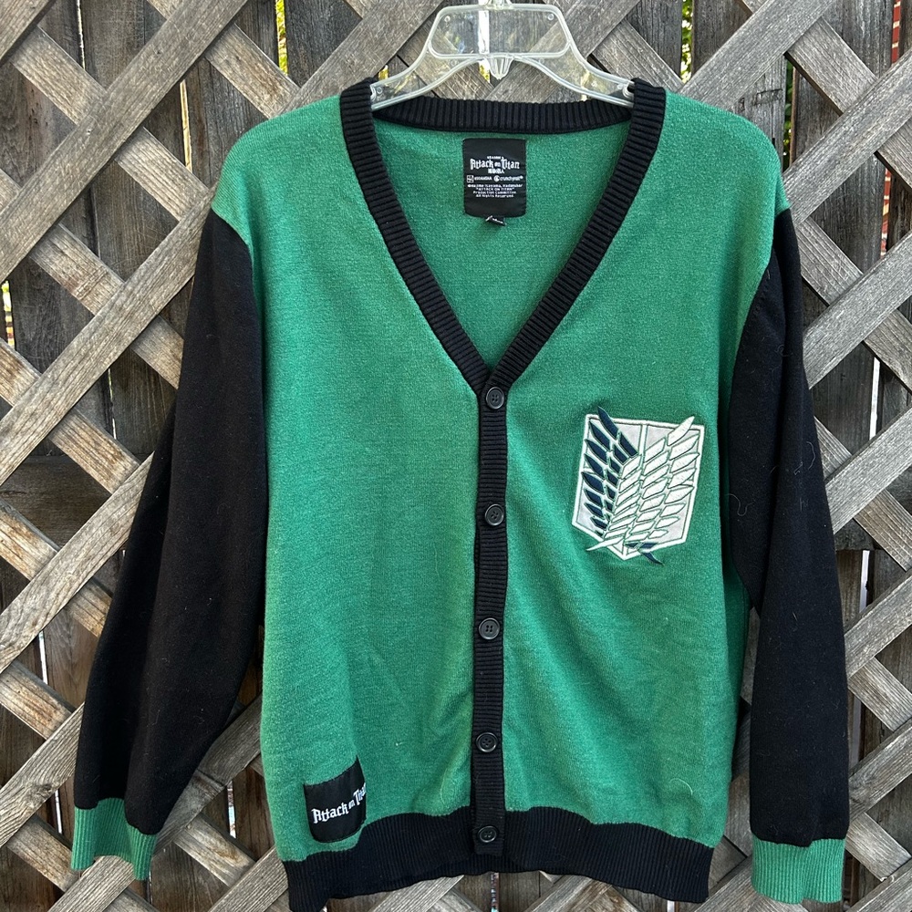 Hot Topic Attack On Titan Sweater
